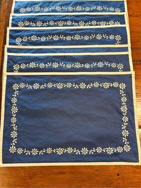 Martha Stewart Navy and Cream Floral Border Placemats - Set of 6